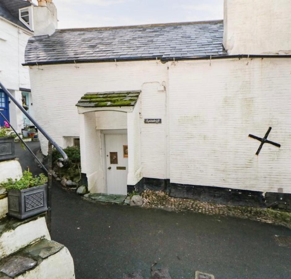 Spindrift Is A Beautiful Newly Refurbished Three Bedroom Private Family House Located On The Old Harbour And The Coastal Path In The Heart Of Beautiful Polperro Exterior foto