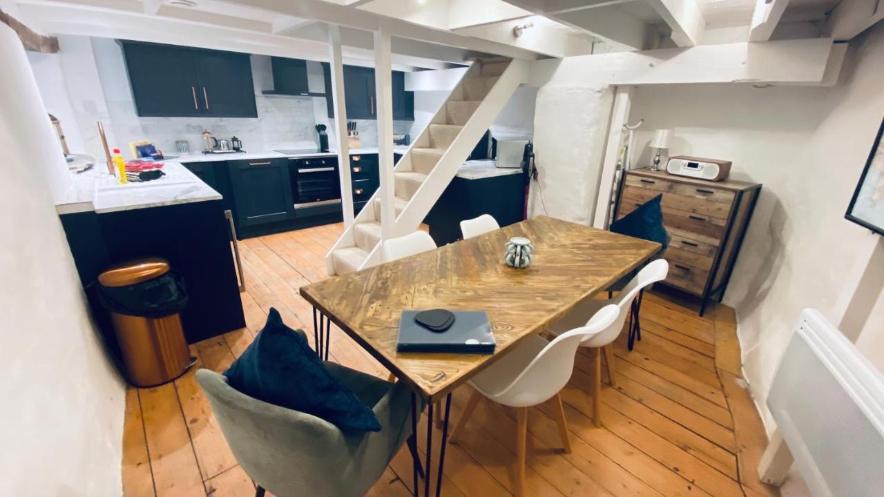 Spindrift Is A Beautiful Newly Refurbished Three Bedroom Private Family House Located On The Old Harbour And The Coastal Path In The Heart Of Beautiful Polperro Exterior foto
